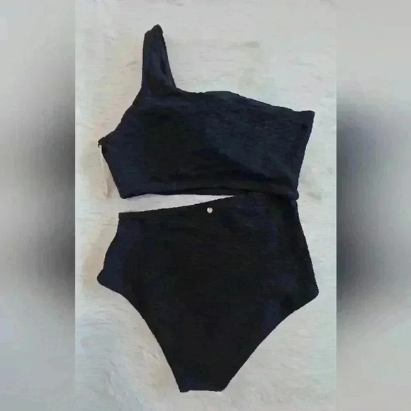 Victoria's Secret The Monokini One-Piece Swimsuit - Picture 4 of 6